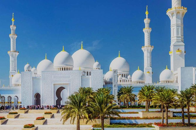 Abu Dhabi Tour with Grand Mosque and BAPS Temple